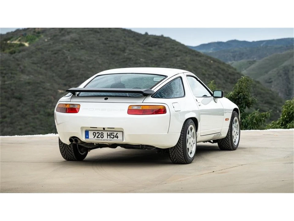 1987 Porsche 928 S4 - Image 12 of 31