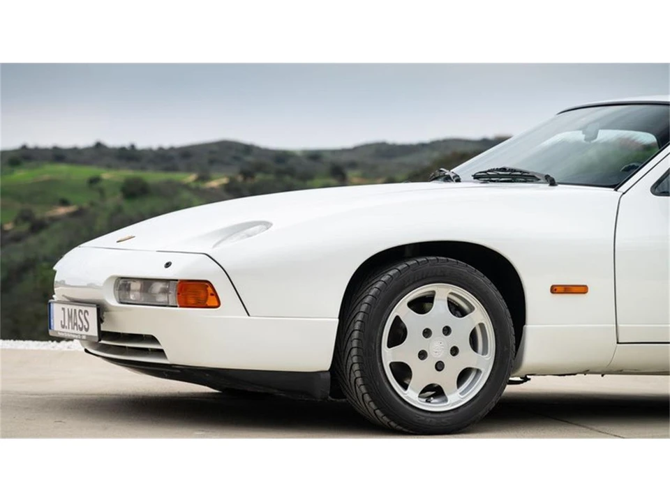 1987 Porsche 928 S4 - Image 27 of 31