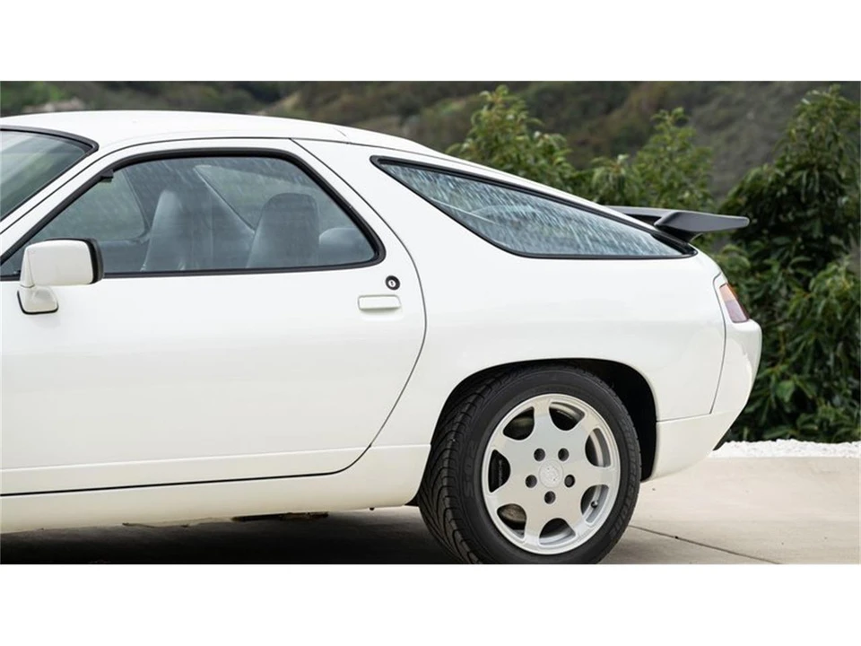 1987 Porsche 928 S4 - Image 29 of 31
