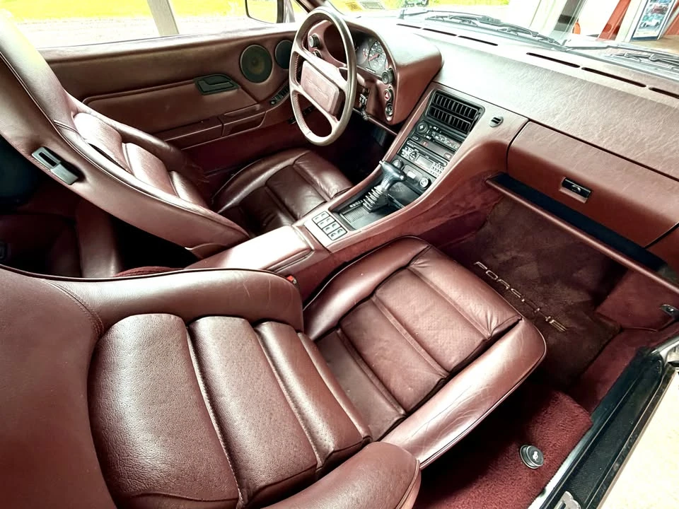 1987 Porsche 928 S4 - Image 13 of 20