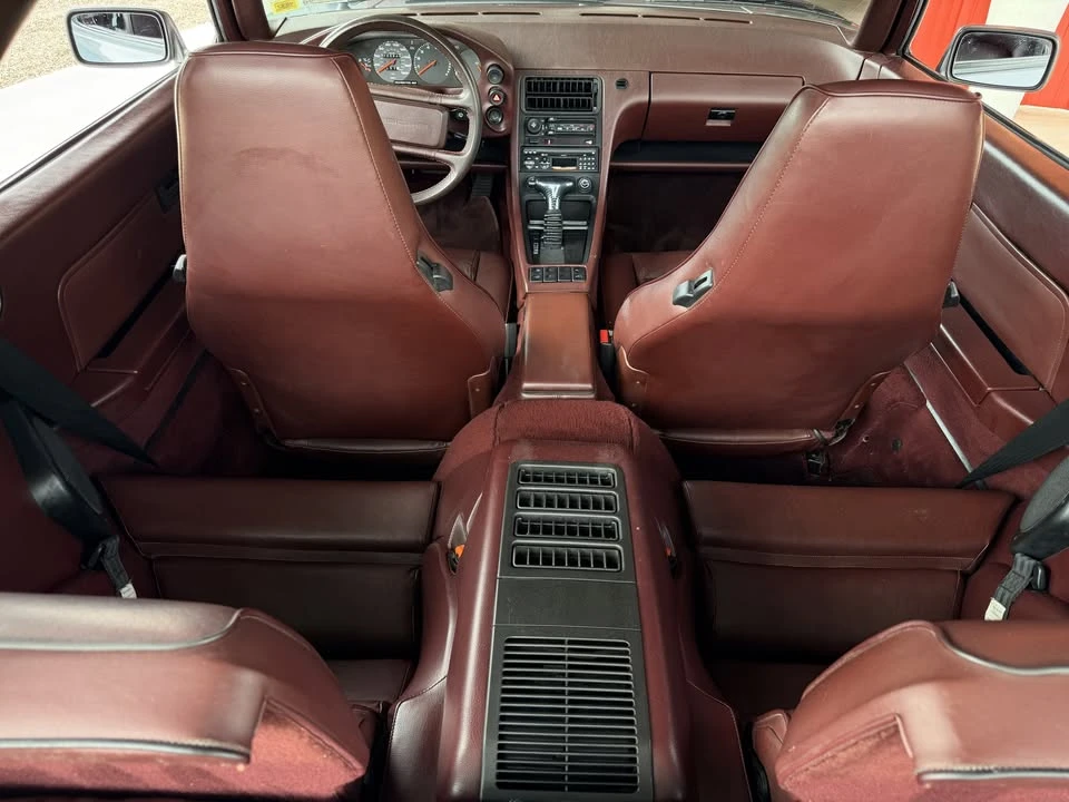 1987 Porsche 928 S4 - Image 14 of 20