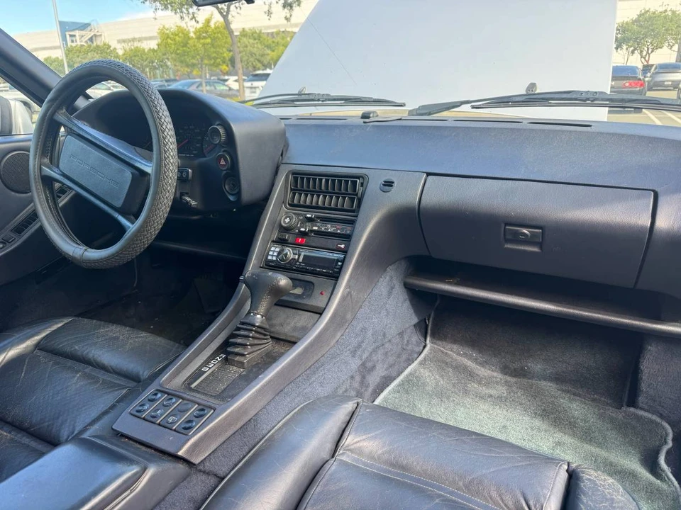 1987 Porsche 928 S4 - Image 8 of 9