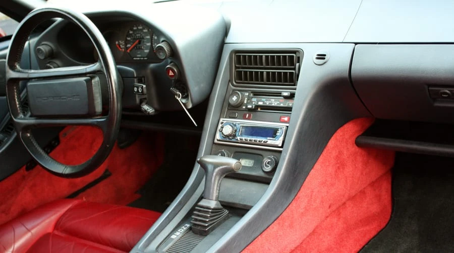 1987 Porsche 928 S4 - Image 7 of 12