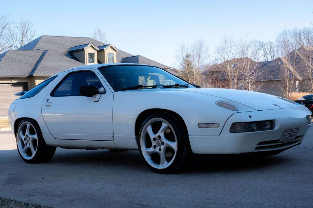 1987 Porsche 928 S4 - Image 4 of 14