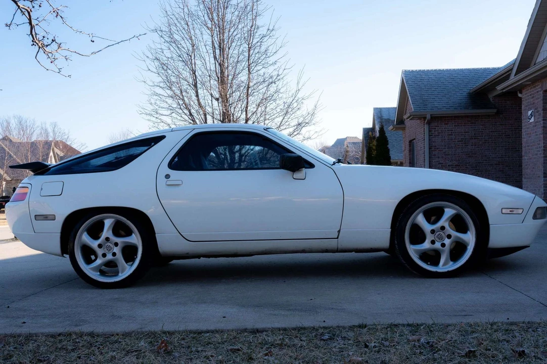 1987 Porsche 928 S4 - Image 5 of 14