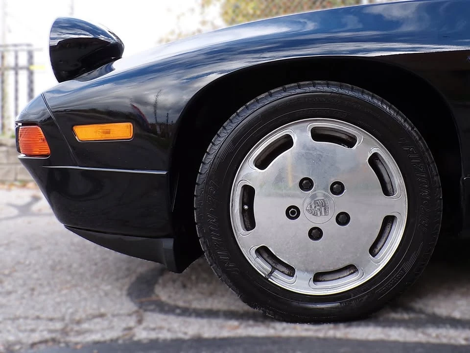 1987 Porsche 928 S4 - Image 6 of 20