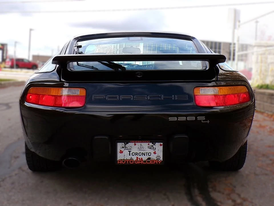 1987 Porsche 928 S4 - Image 10 of 20