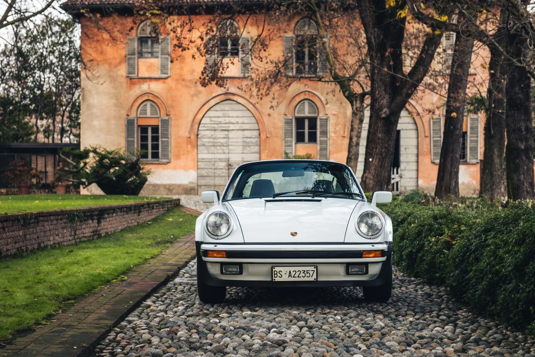 1987 Porsche - Image 2 of 31