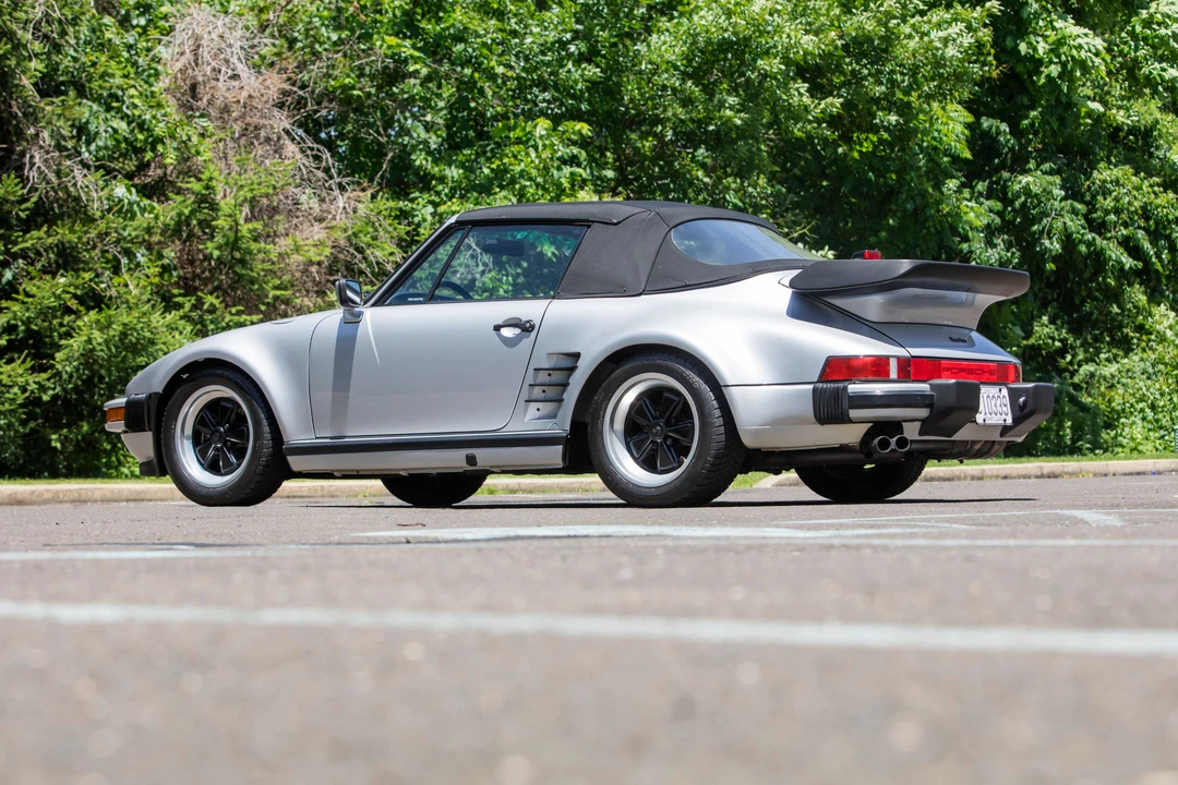 1987 Porsche 991 GT2 RS - Image 2 of 31