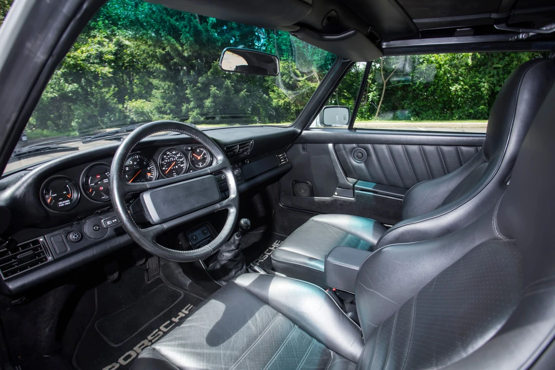 1987 Porsche 991 GT2 RS - Image 24 of 31