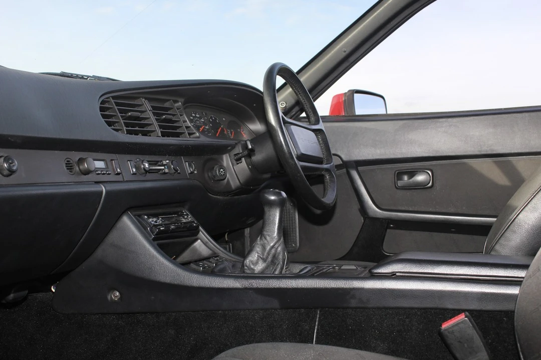 1987 Porsche 944 - Image 29 of 30