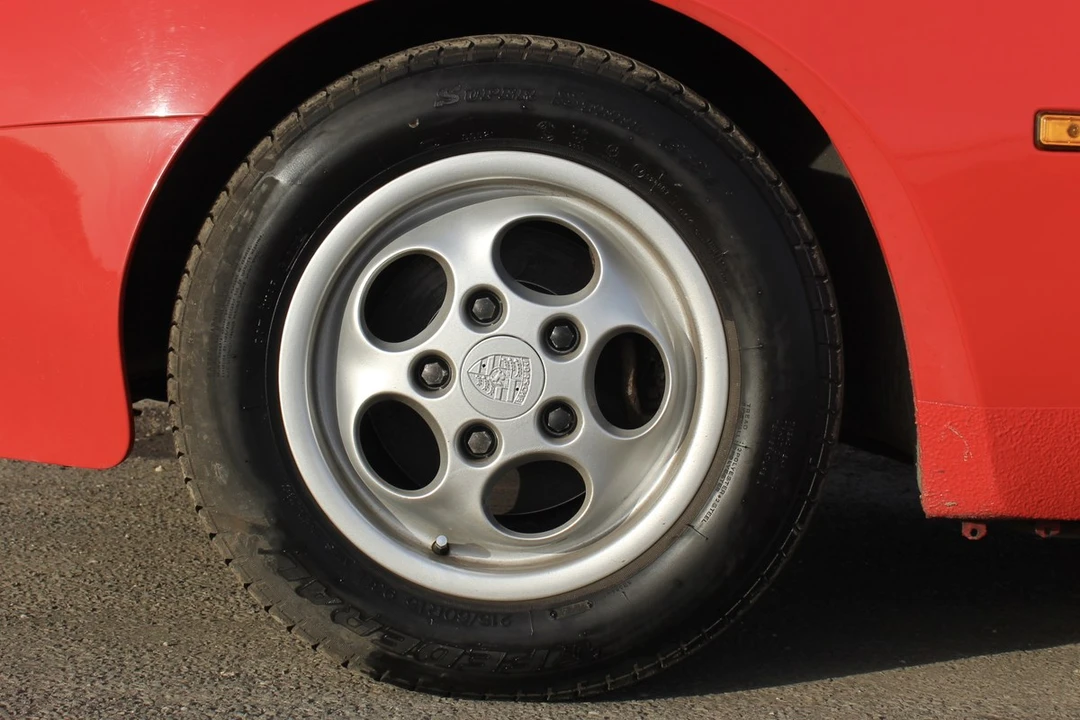1987 Porsche 944 - Image 27 of 30