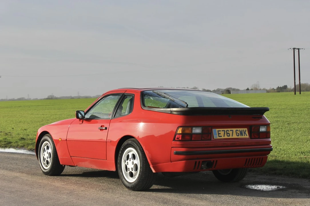 1987 Porsche 944 - Image 8 of 30