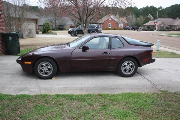 1987 Porsche 944 - Image 3 of 3