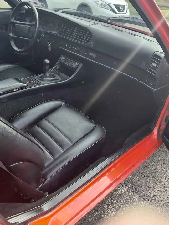 1987 Porsche 944 - Image 4 of 7