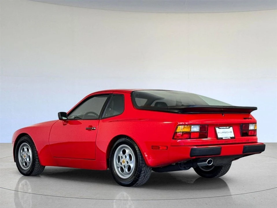 1987 Porsche 944 - Image 3 of 10