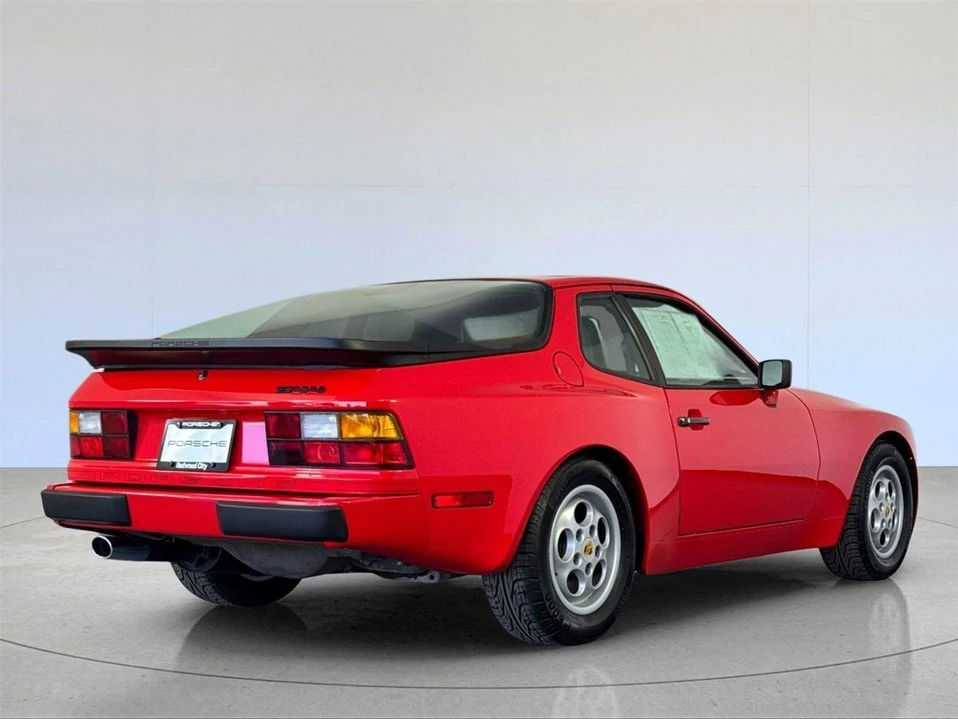 1987 Porsche 944 - Image 8 of 10