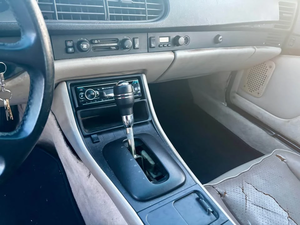 1987 Porsche 944 - Image 13 of 17