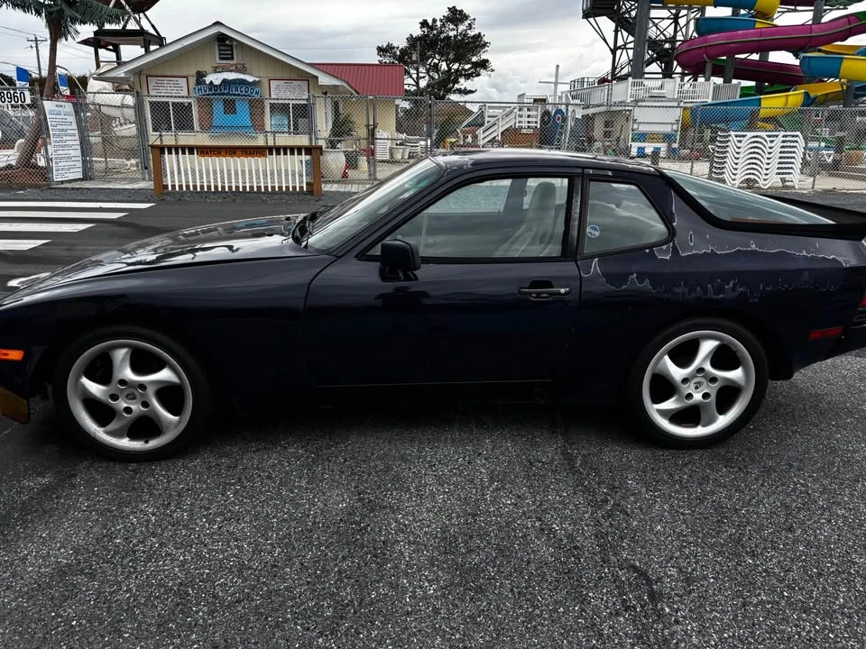 1987 Porsche 944 - Image 2 of 17
