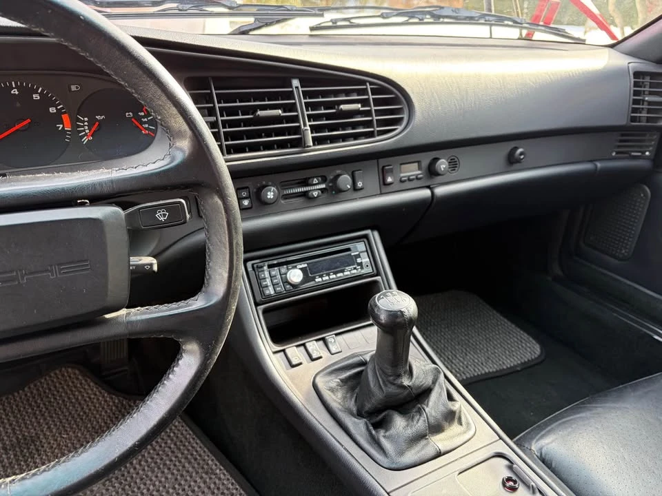 1987 Porsche 944 - Image 2 of 18