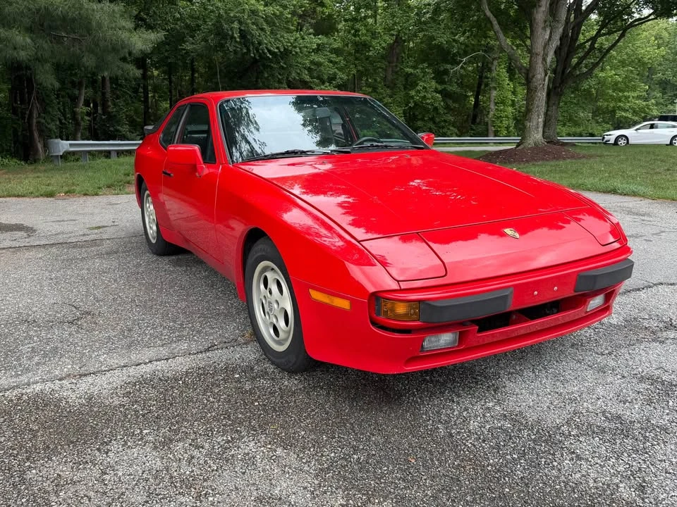 1987 Porsche 944 - Image 10 of 18