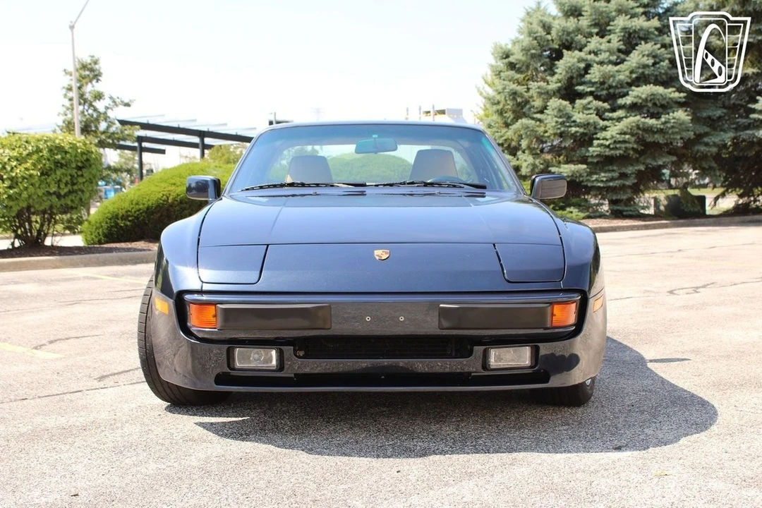 1987 Porsche 944 - Image 10 of 21