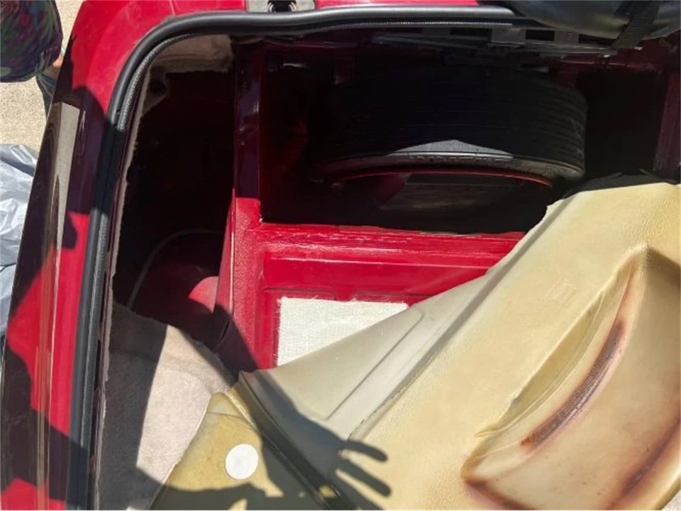 1987 Porsche 944 - Image 19 of 21