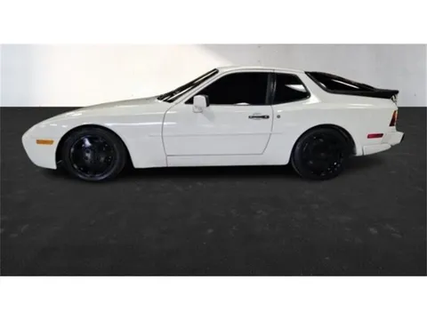 1987 Porsche 944 Turbo