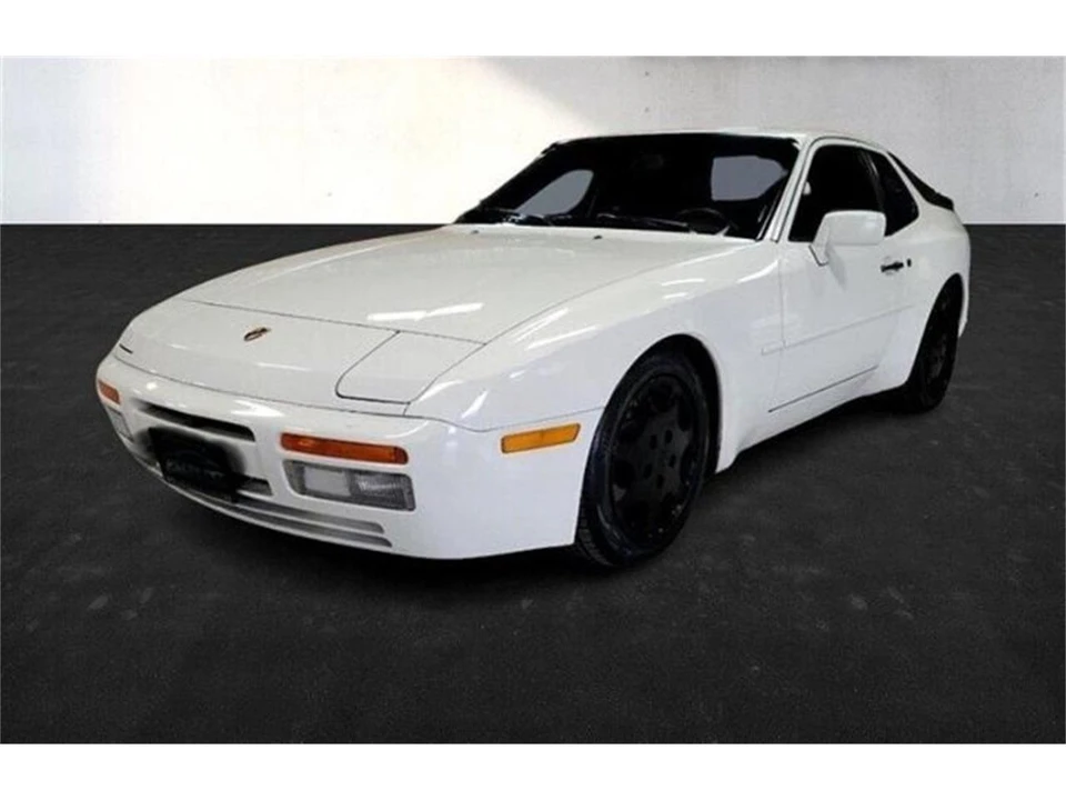 1987 Porsche 944 S - Image 8 of 30
