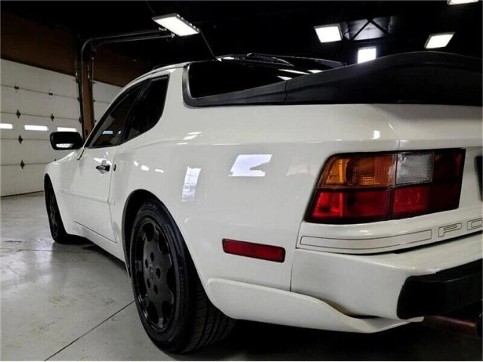 1987 Porsche 944 S - Image 24 of 30