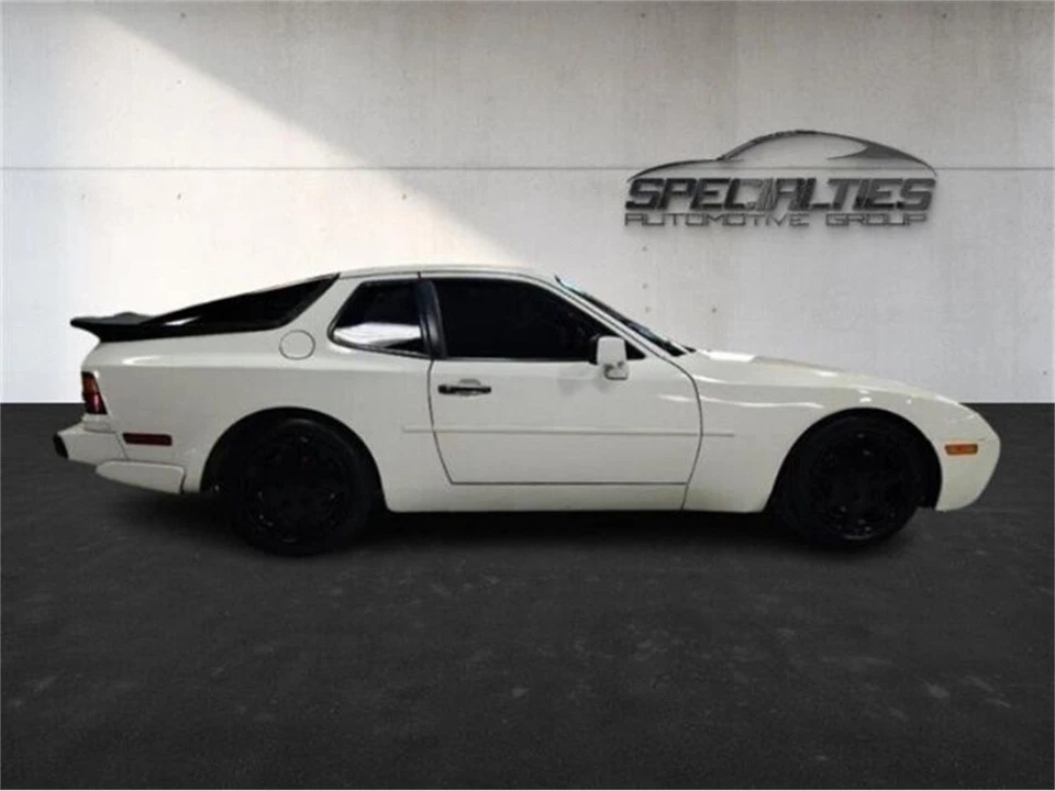 1987 Porsche 944 S - Image 28 of 30