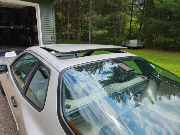1987 Porsche 944 - Image 15 of 18