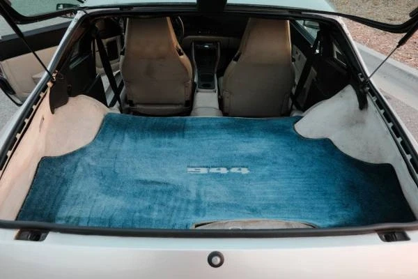 1987 Porsche 944 - Image 10 of 21