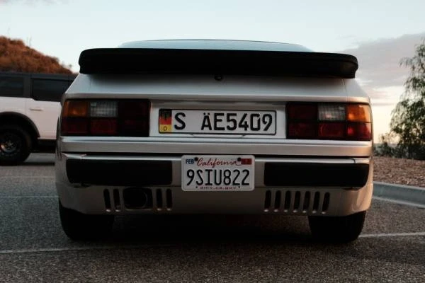 1987 Porsche 944 - Image 6 of 21