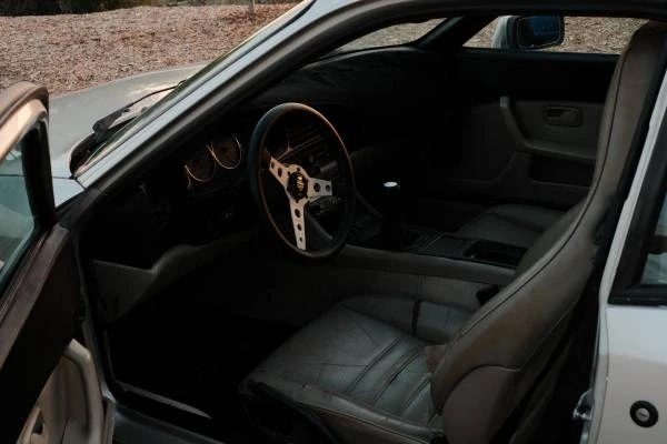 1987 Porsche 944 - Image 9 of 21