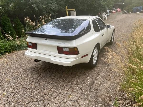1987 Porsche 944 - Image 3 of 9