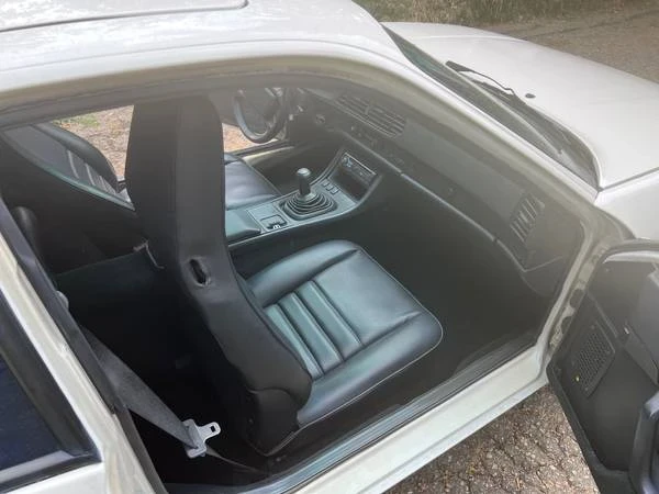 1987 Porsche 944 - Image 6 of 9