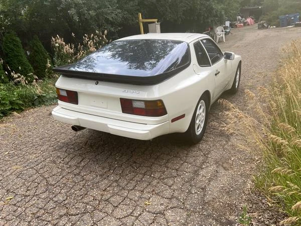 1987 Porsche 944 - Image 4 of 9