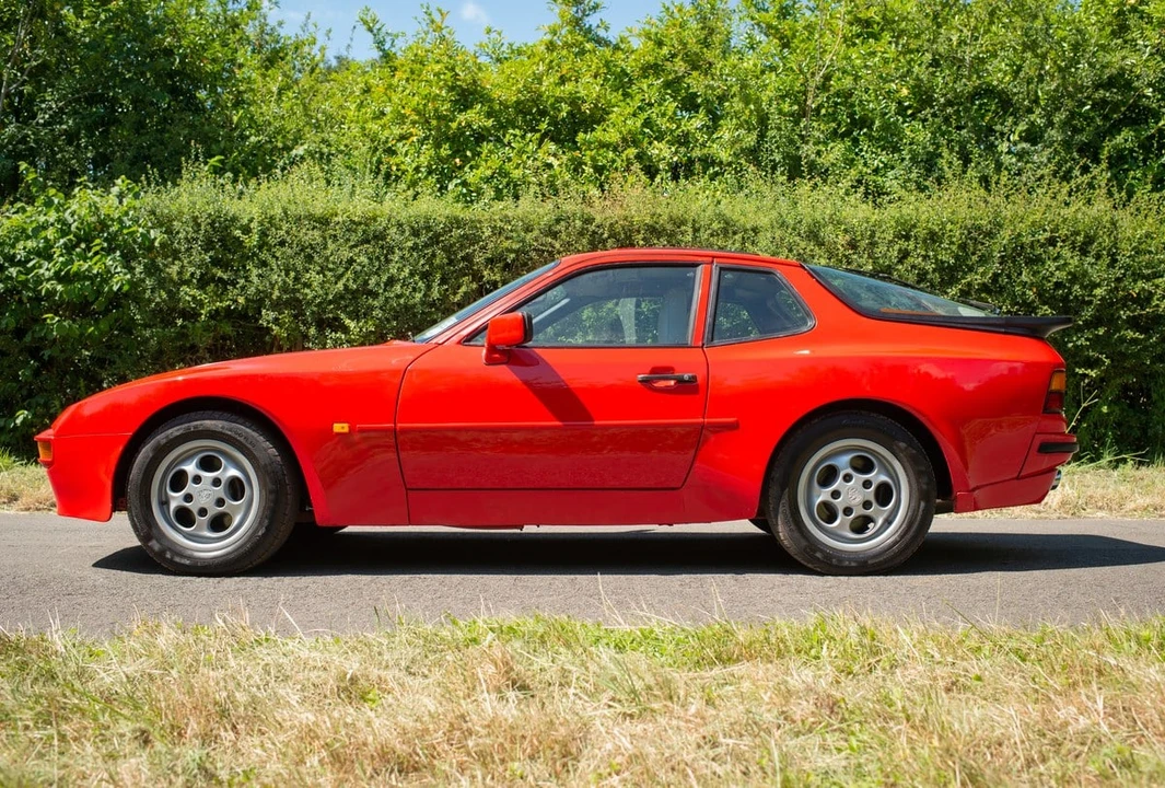 1987 Porsche 944 S - Image 14 of 30