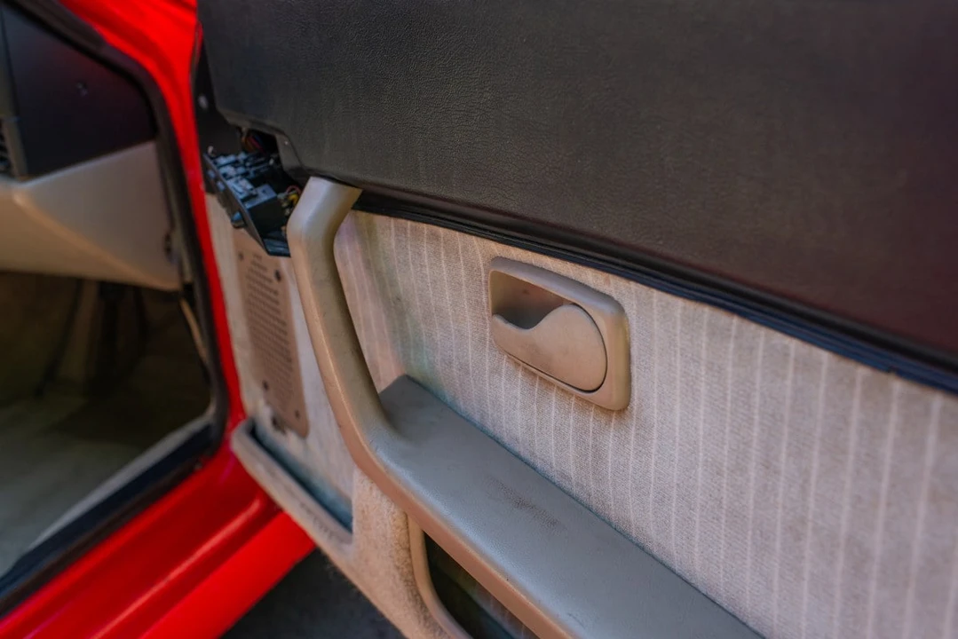 1987 Porsche 944 S - Image 22 of 30