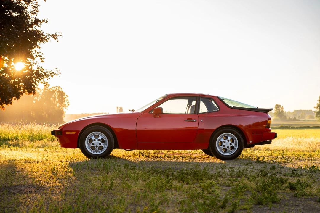 1987 Porsche 944 - Image 19 of 31