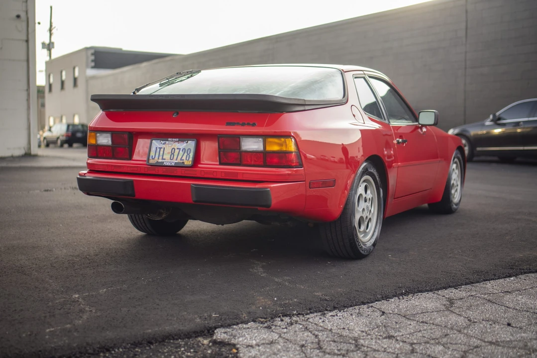 1987 Porsche 944 - Image 5 of 31