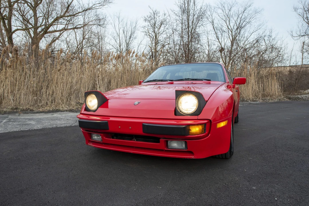 1987 Porsche 944 - Image 11 of 31