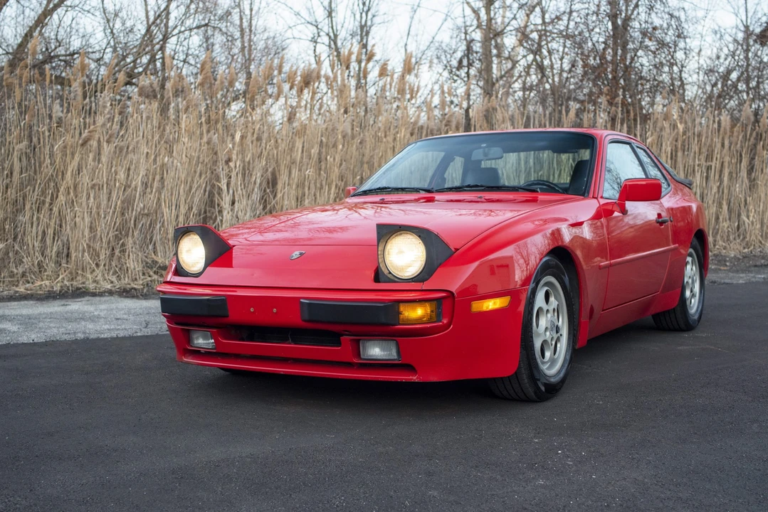 1987 Porsche 944 - Image 10 of 31