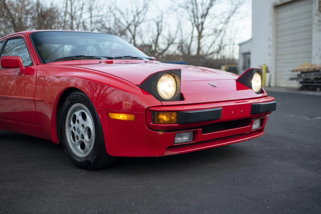 1987 Porsche 944 - Image 14 of 31