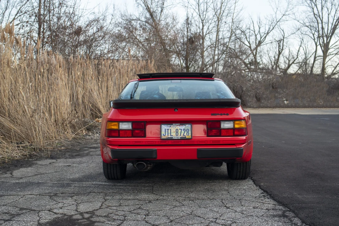1987 Porsche 944 - Image 8 of 31