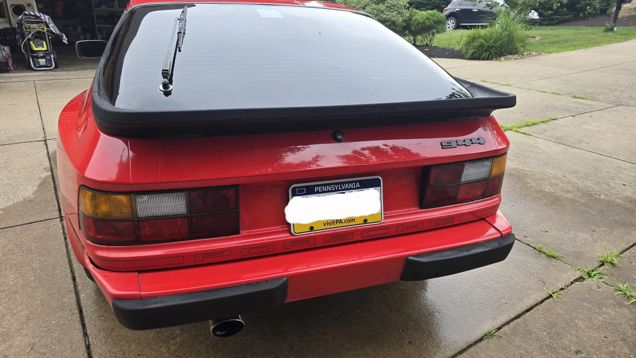 1987 Porsche 944 - Image 8 of 31