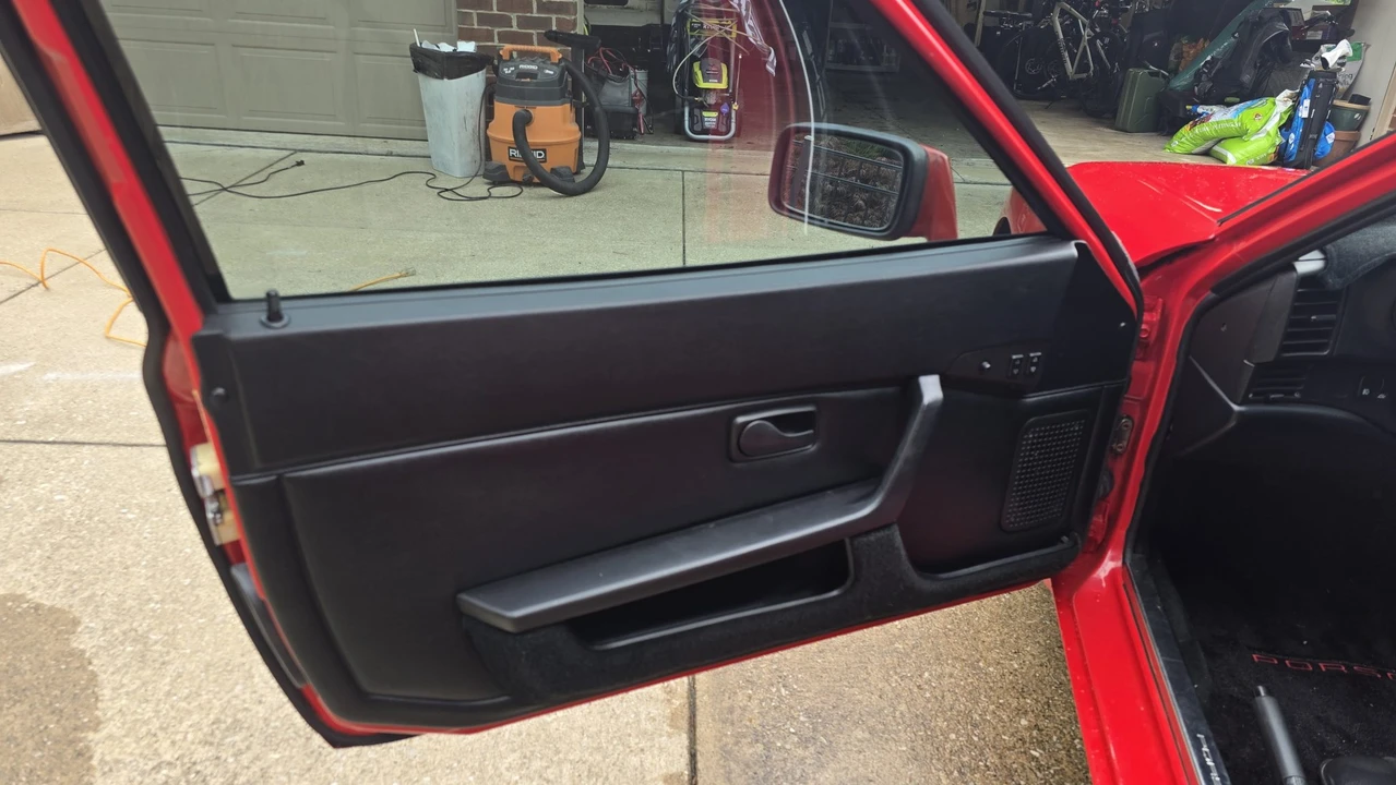 1987 Porsche 944 - Image 21 of 31