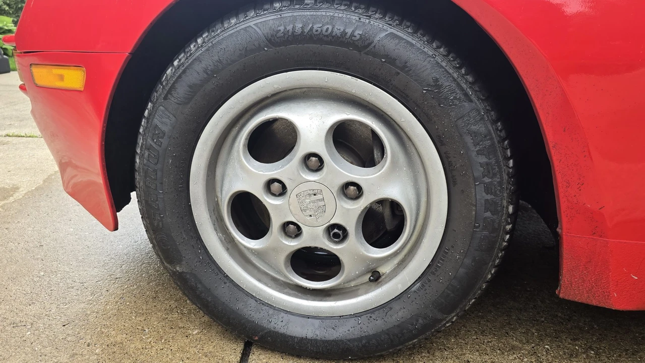 1987 Porsche 944 - Image 19 of 31