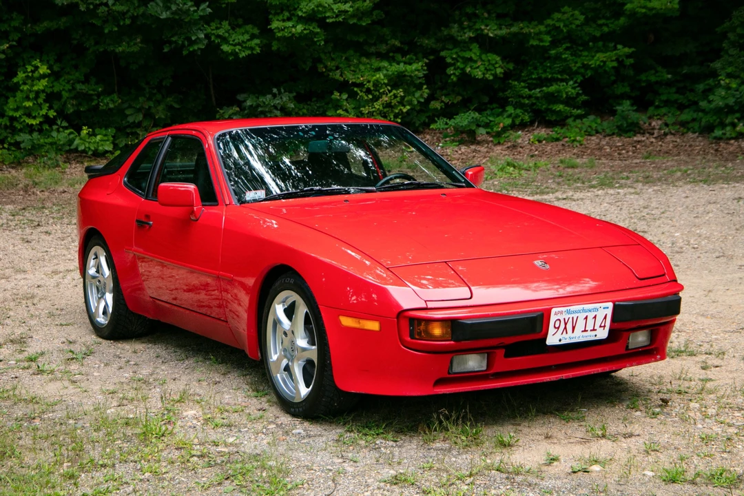 1987 Porsche 944 - Image 10 of 31
